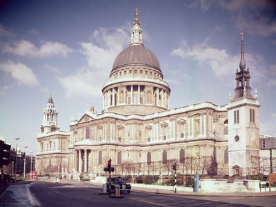 View of the exterior, built 1695-1711 by Christopher Wren